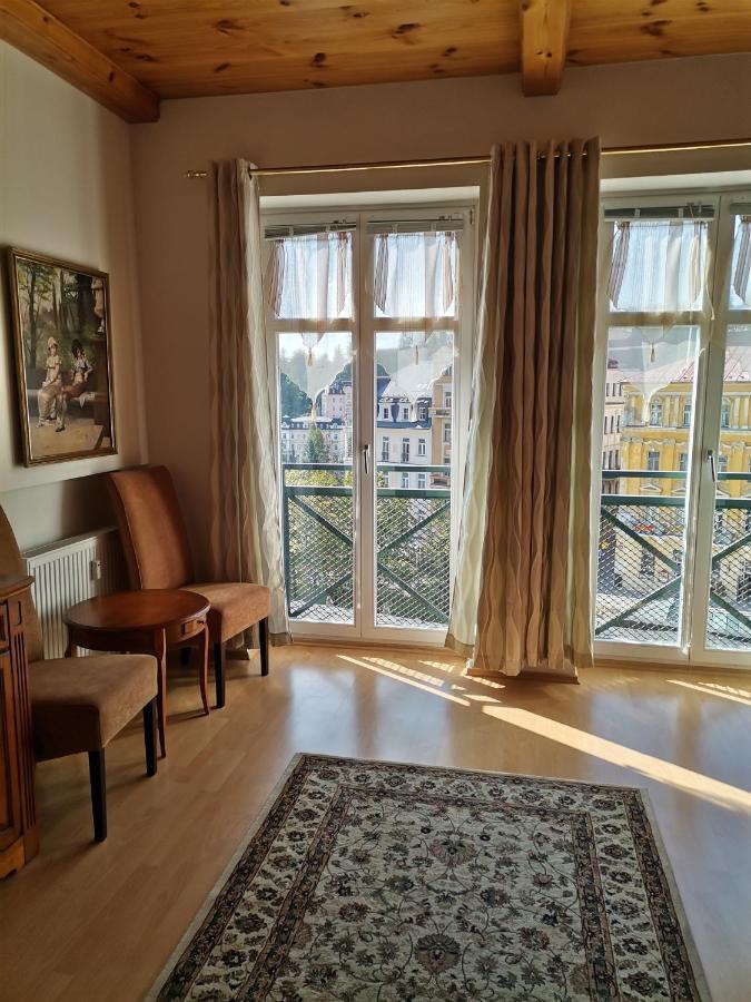 Apartment Marina Mariańskie Łaźnie Zewnętrze zdjęcie
