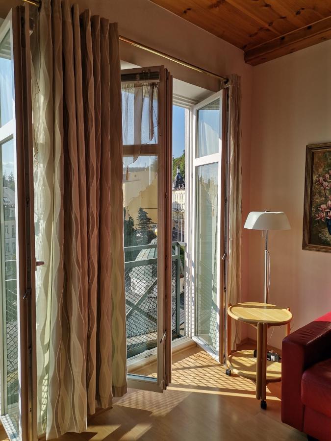 Apartment Marina Mariańskie Łaźnie Zewnętrze zdjęcie