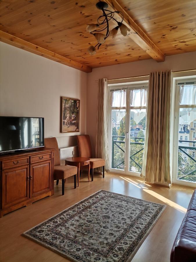 Apartment Marina Mariańskie Łaźnie Zewnętrze zdjęcie